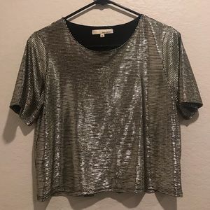 Gold fashion crop top